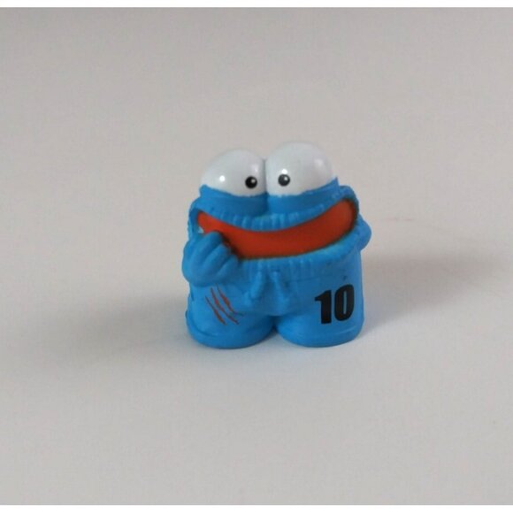 Zuru Other - Zuru Smashers Sports Series 1 Smash Gear Blue Short Stuff